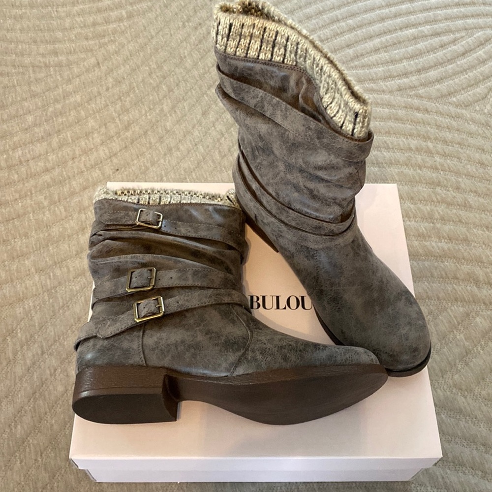 New in Box JustFab Women’s boots